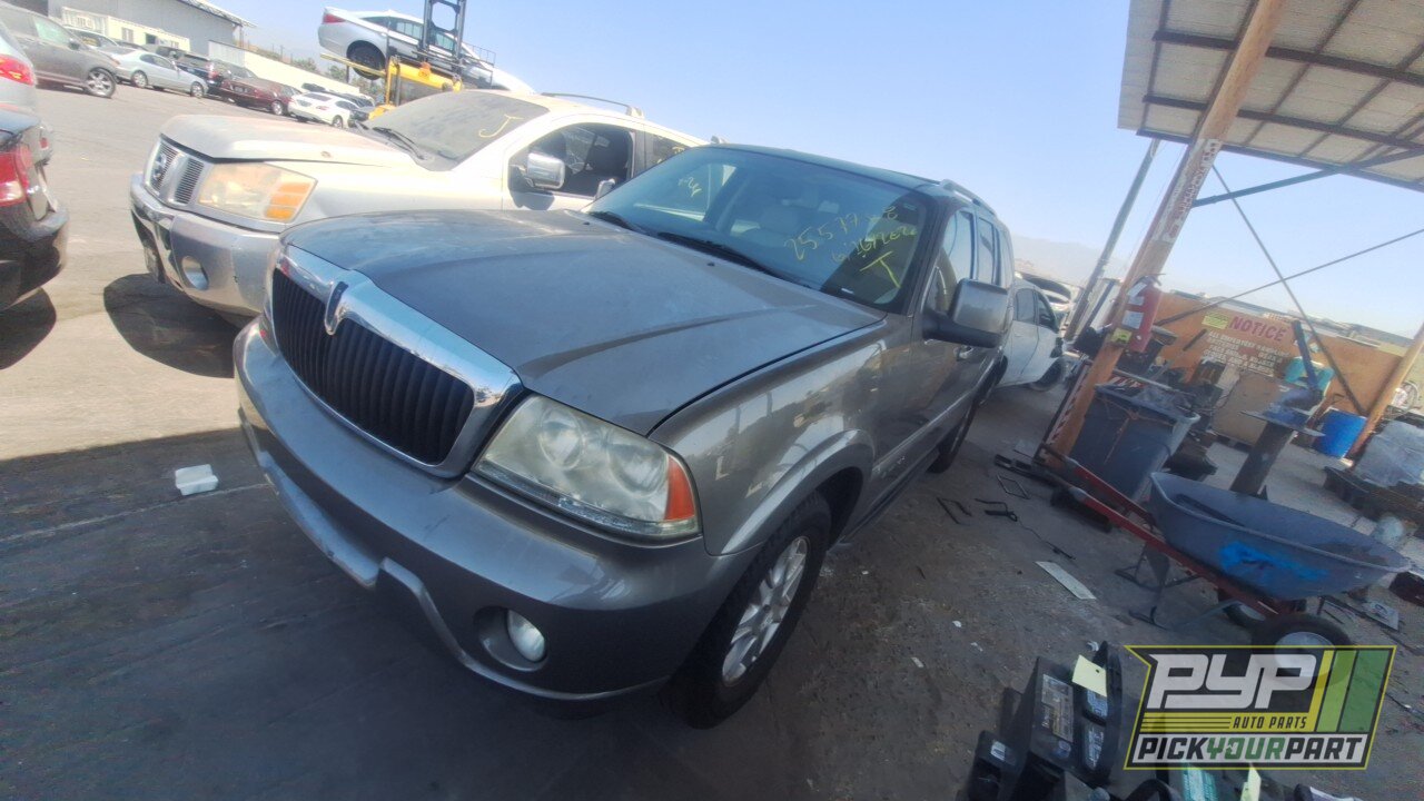 Photo of 2004 Lincoln Aviator
