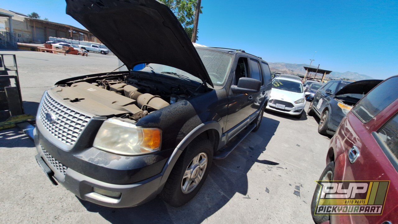 Photo of 2004 Ford Expedition