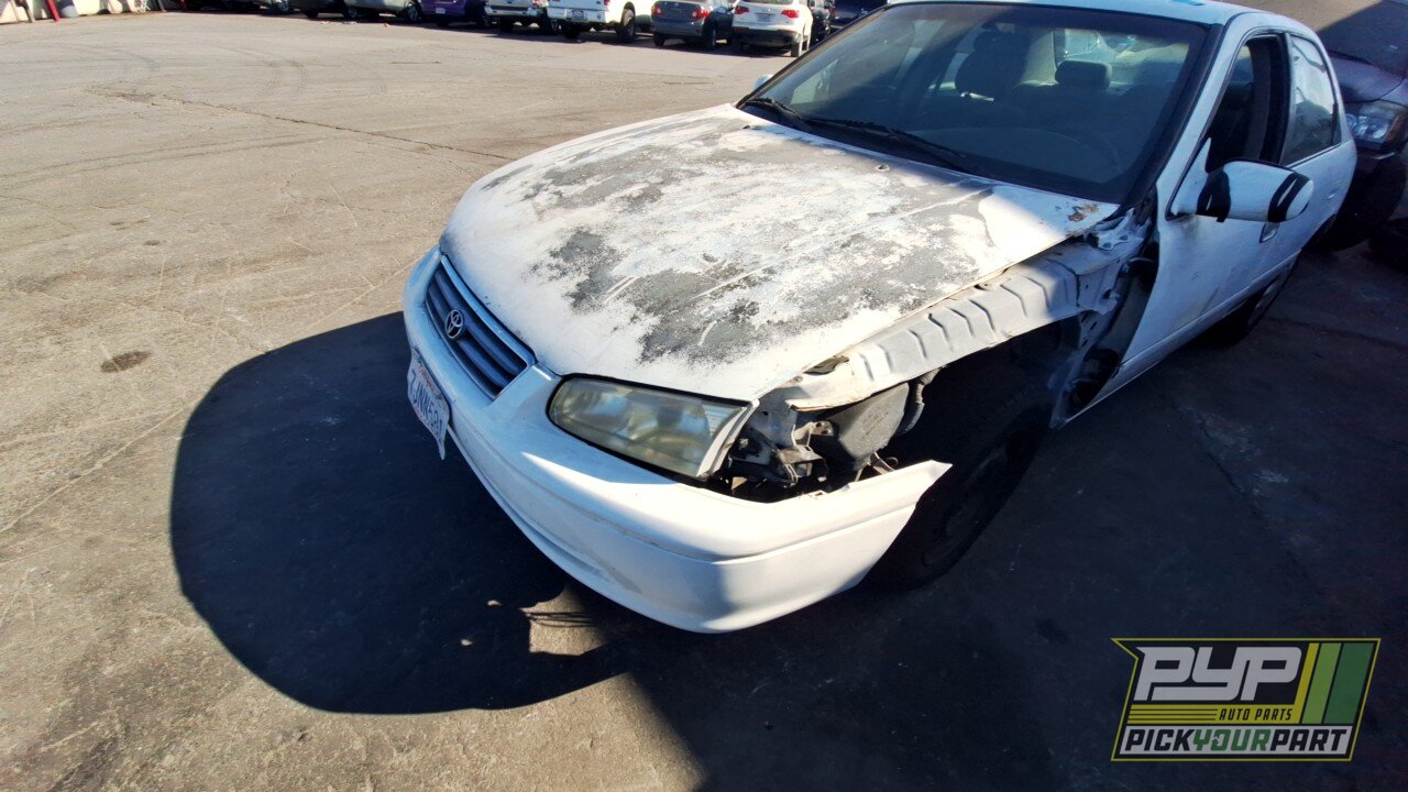 Photo of 2000 Toyota Camry