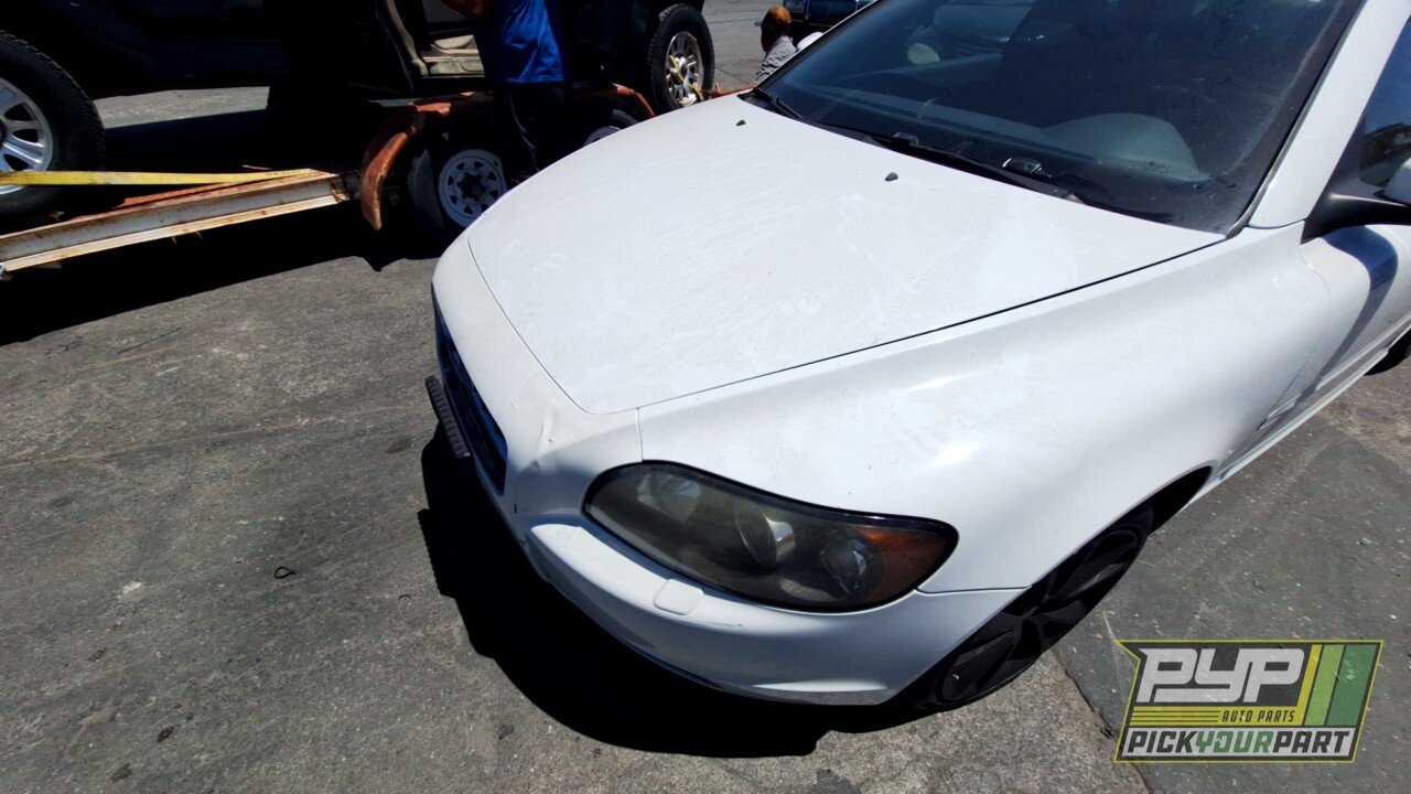 Photo of 2010 Volvo C70