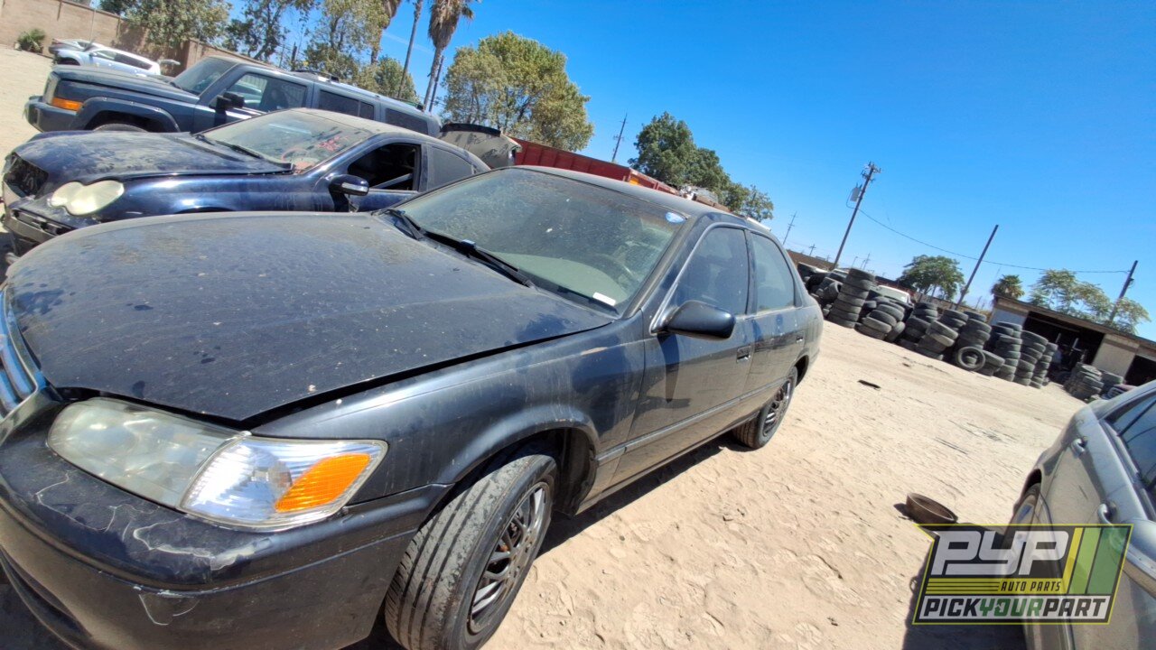 Photo of 2000 Toyota Camry