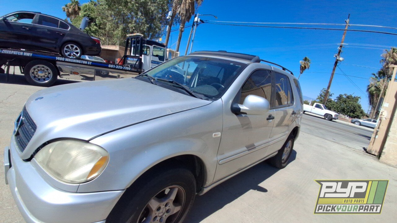 Photo of 2001 Mercedes-Benz Ml320