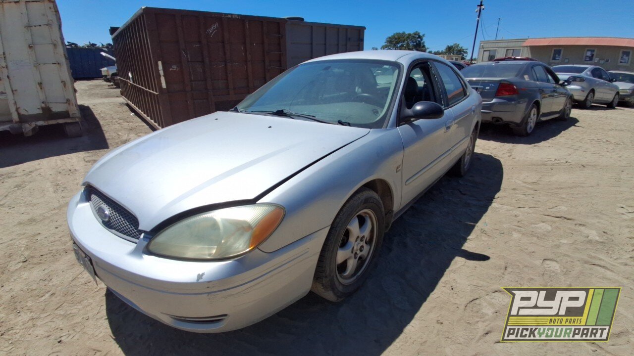 Photo of 2004 Ford Taurus