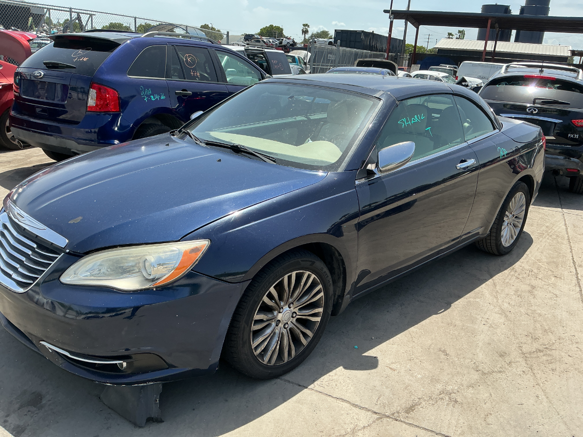 Photo of 2014 Chrysler 200