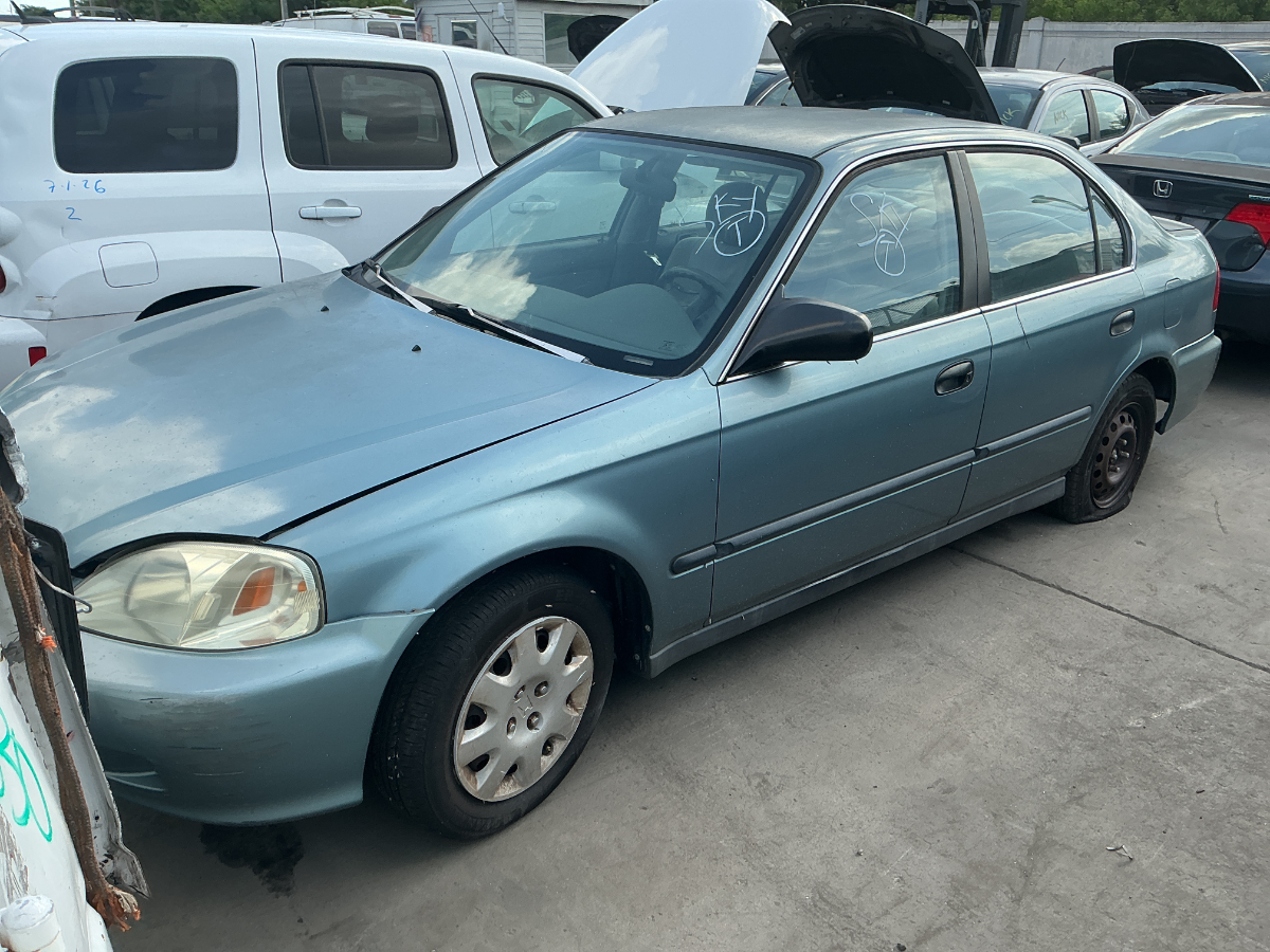 Photo of 1999 Honda Civic