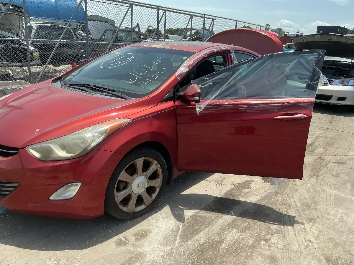 Photo of 2013 Hyundai Elantra