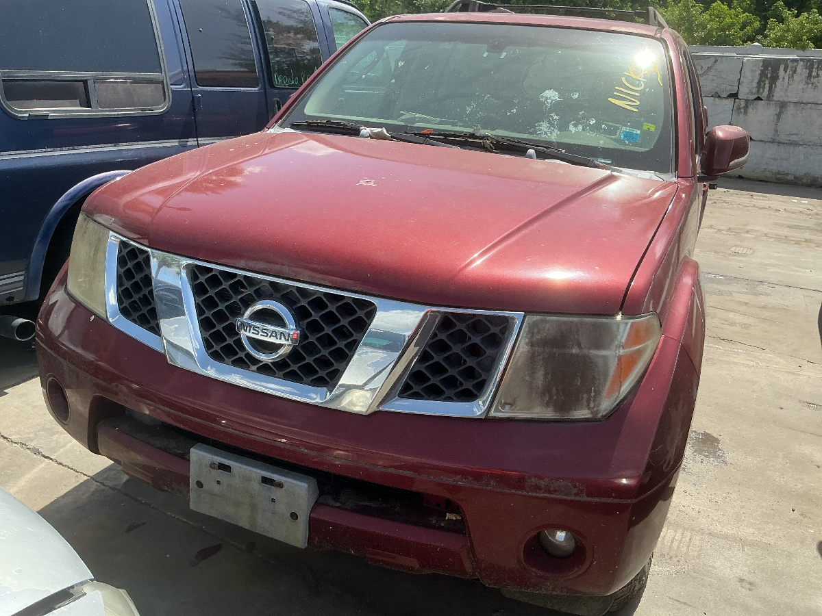 Photo of 2005 Nissan Pathfinder