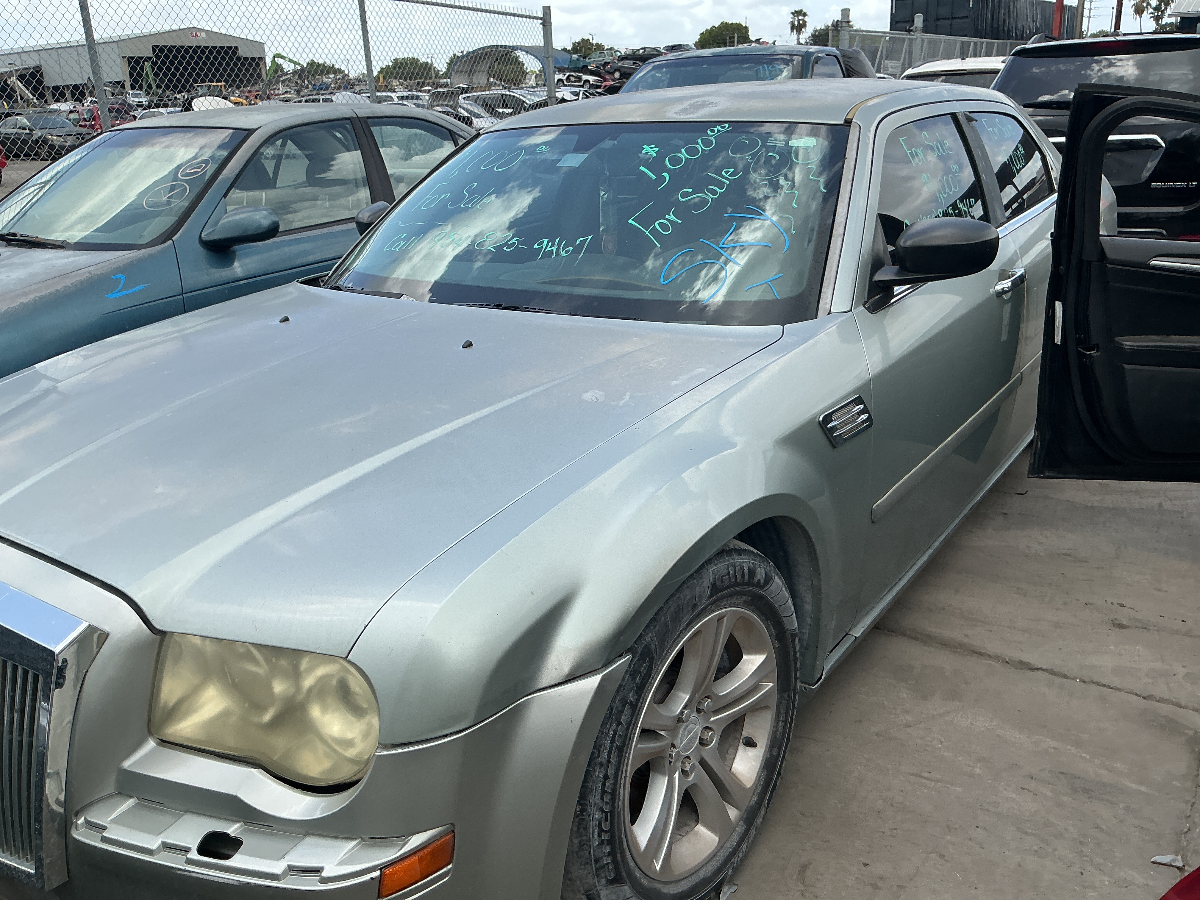 Photo of 2006 Chrysler 300