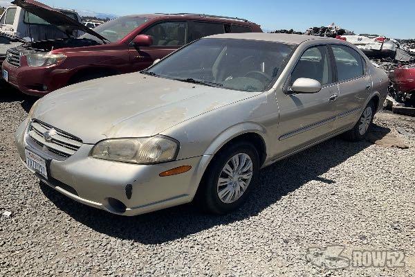 Photo of 2000 Nissan Maxima