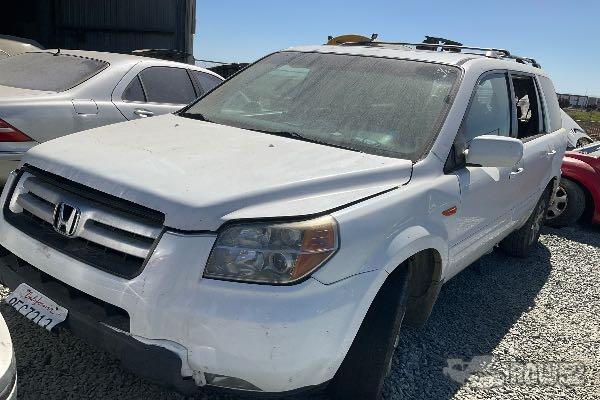Photo of 2006 Honda Pilot