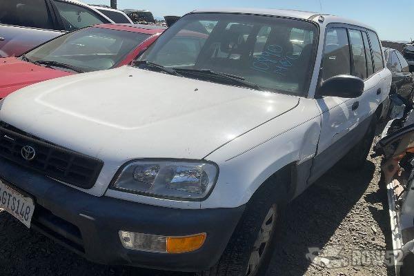 Photo of 1999 Toyota Rav4