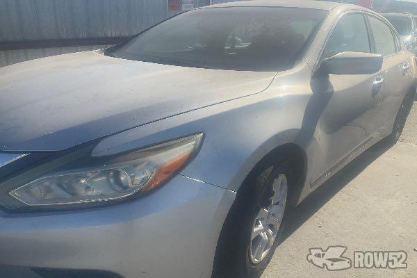 Photo of 2016 Nissan Altima