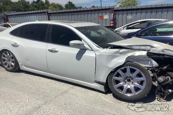 Photo of 2011 Hyundai Equus