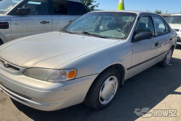 Photo of 1999 Toyota Corolla
