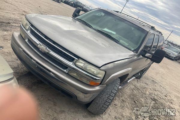 Photo of 2001 Chevrolet Suburban