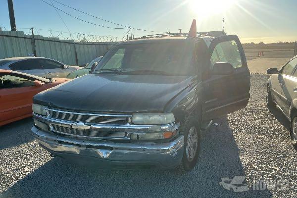 Photo of 2001 Chevrolet Tahoe
