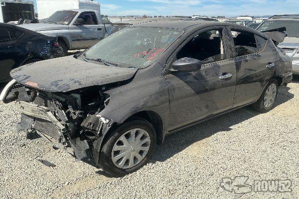 Photo of 2015 Nissan Versa