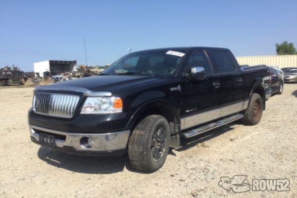Photo of 2006 Lincoln Mark LT