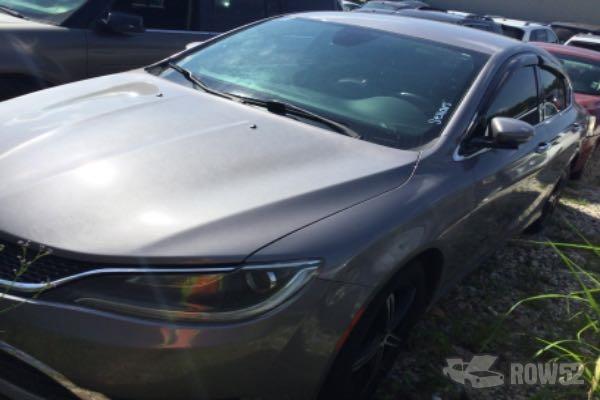 Photo of 2015 Chrysler 200