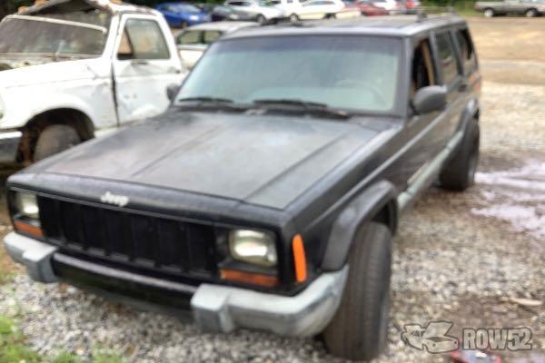 Photo of 1999 Jeep Cherokee