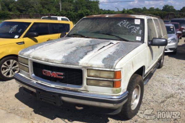 Photo of 1997 GMC Suburban