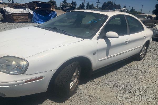 Photo of 2005 Mercury Sable