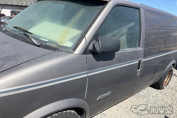 Photo of 1991 Chevrolet Astro
