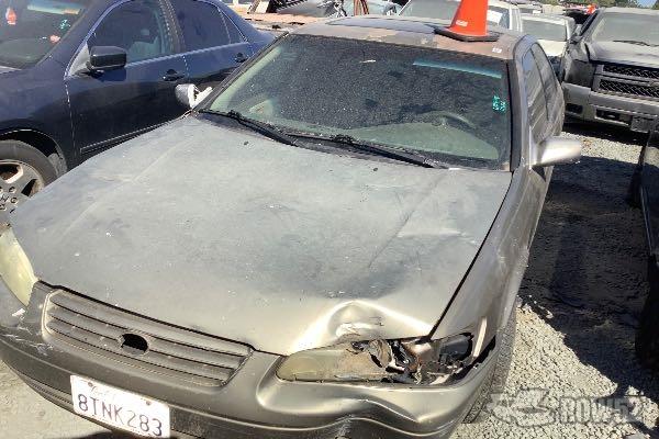 Photo of 1999 Toyota Camry