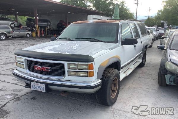 Photo of 1995 GMC Suburban