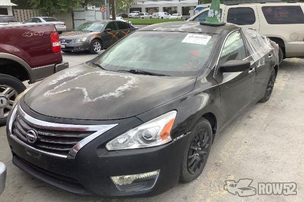 Photo of 2015 Nissan Altima