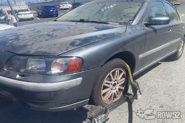 Photo of 2004 Volvo S60