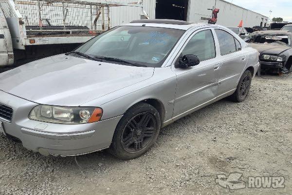 Photo of 2005 Volvo S60