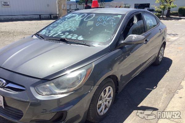 Photo of 2012 Hyundai Accent