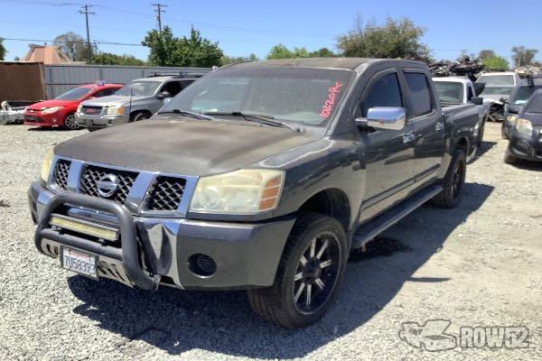 Photo of 2005 Nissan Titan