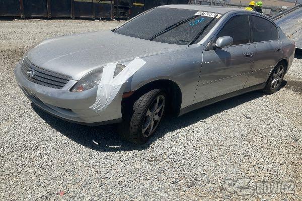 Photo of 2004 Infiniti G35
