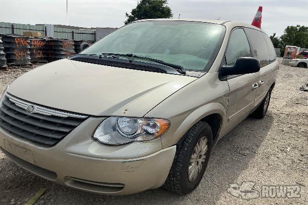 Photo of 2007 Chrysler Town & Country