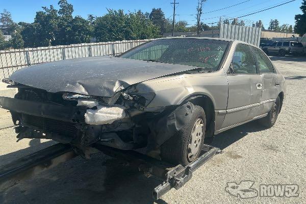 Photo of 1999 Toyota Camry