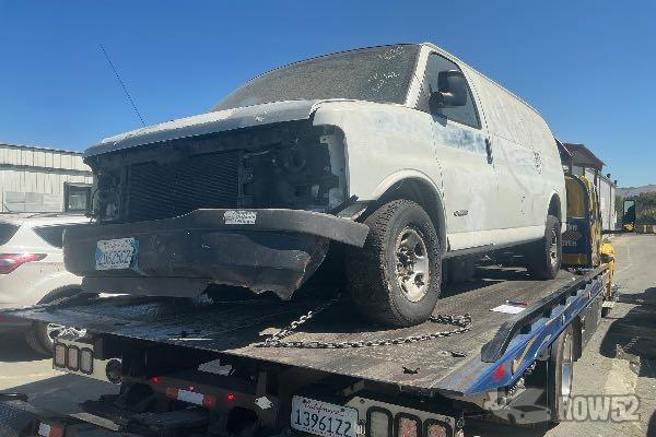 Photo of 2004 Chevrolet Express