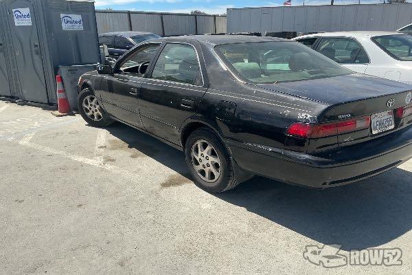 Photo of 1998 Toyota Camry