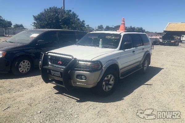 Photo of 2000 Mitsubishi Montero Sport