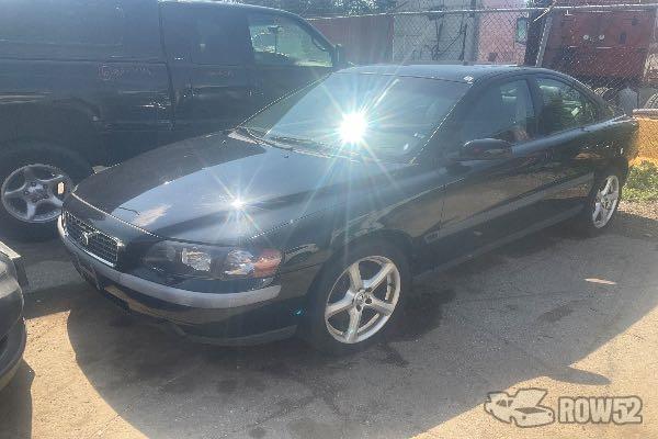 Photo of 2004 Volvo S60