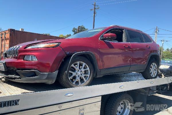 Photo of 2015 Jeep Cherokee