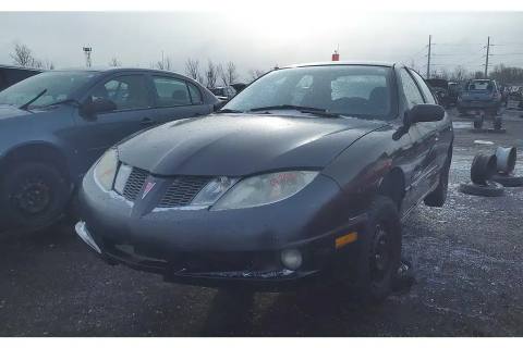 Photo of 2004 Pontiac Sunfire
