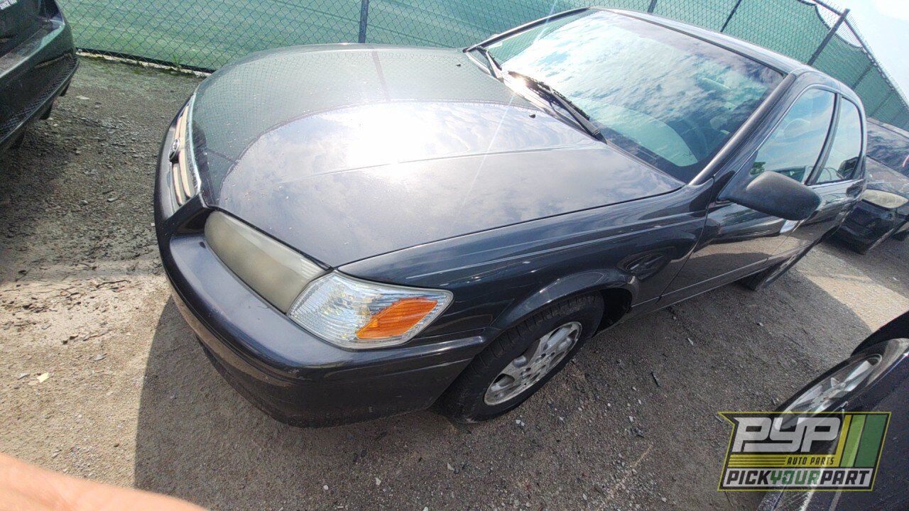 Photo of 2000 Toyota Camry