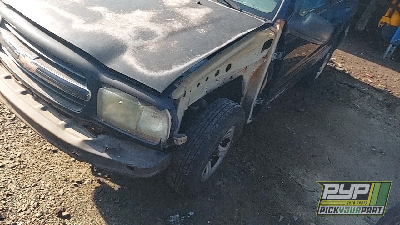 Photo of 2001 Chevrolet Tracker
