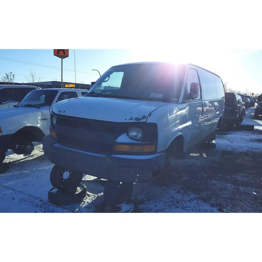 Photo of 2004 Chevrolet Express Van