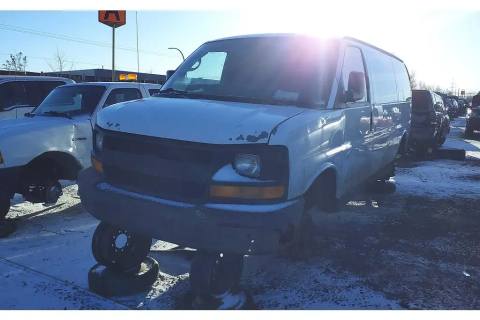Photo of 2004 Chevrolet Express Van