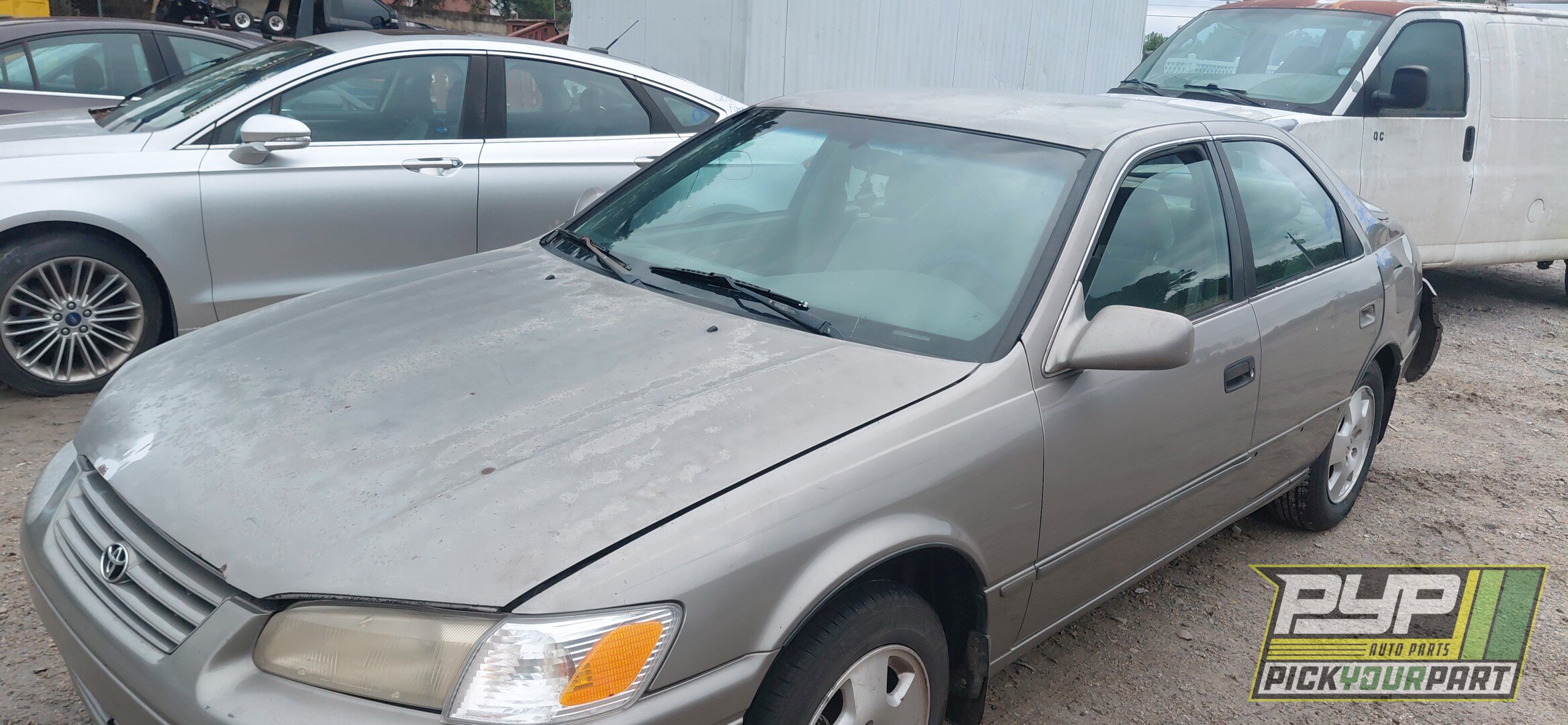 Photo of 1998 Toyota Camry