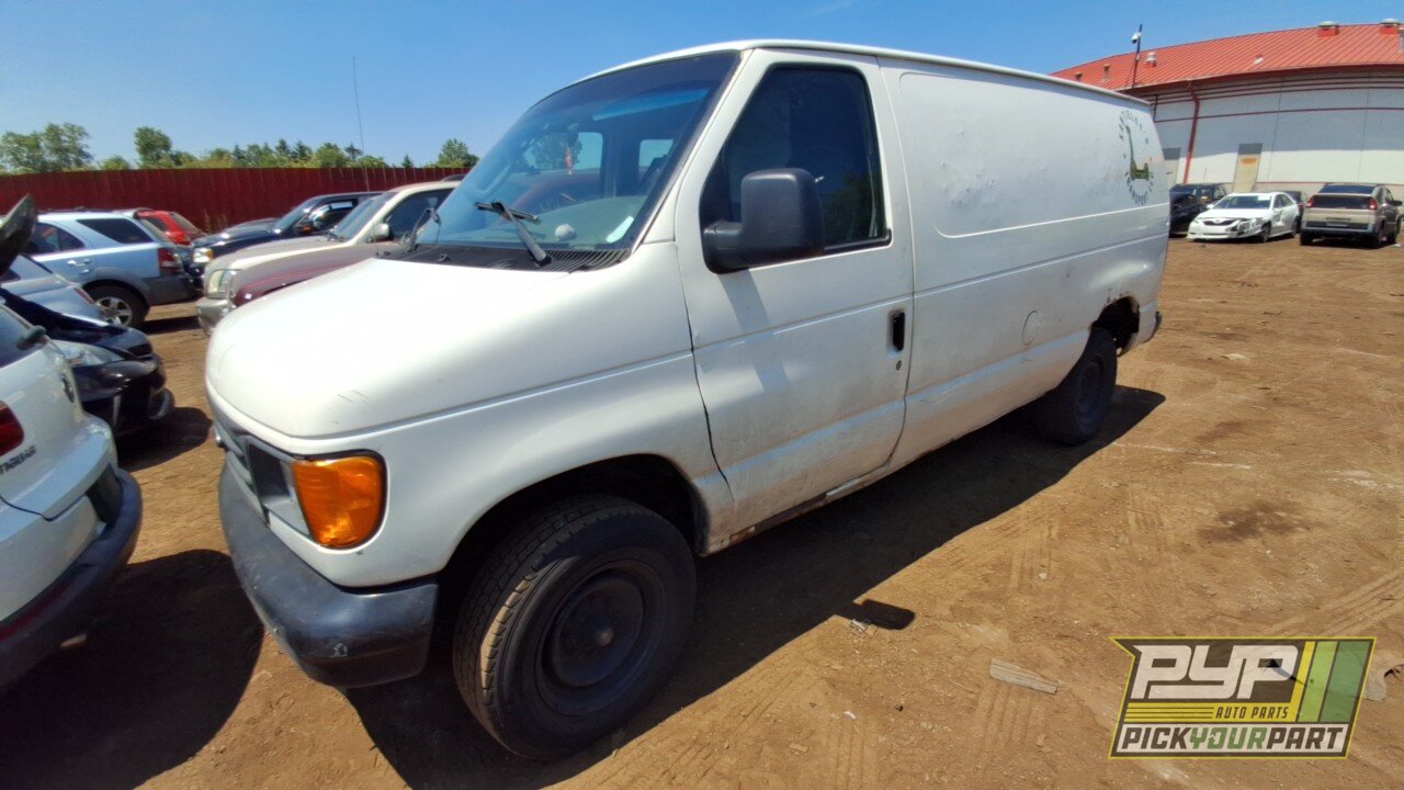 Photo of 2004 Ford E-250