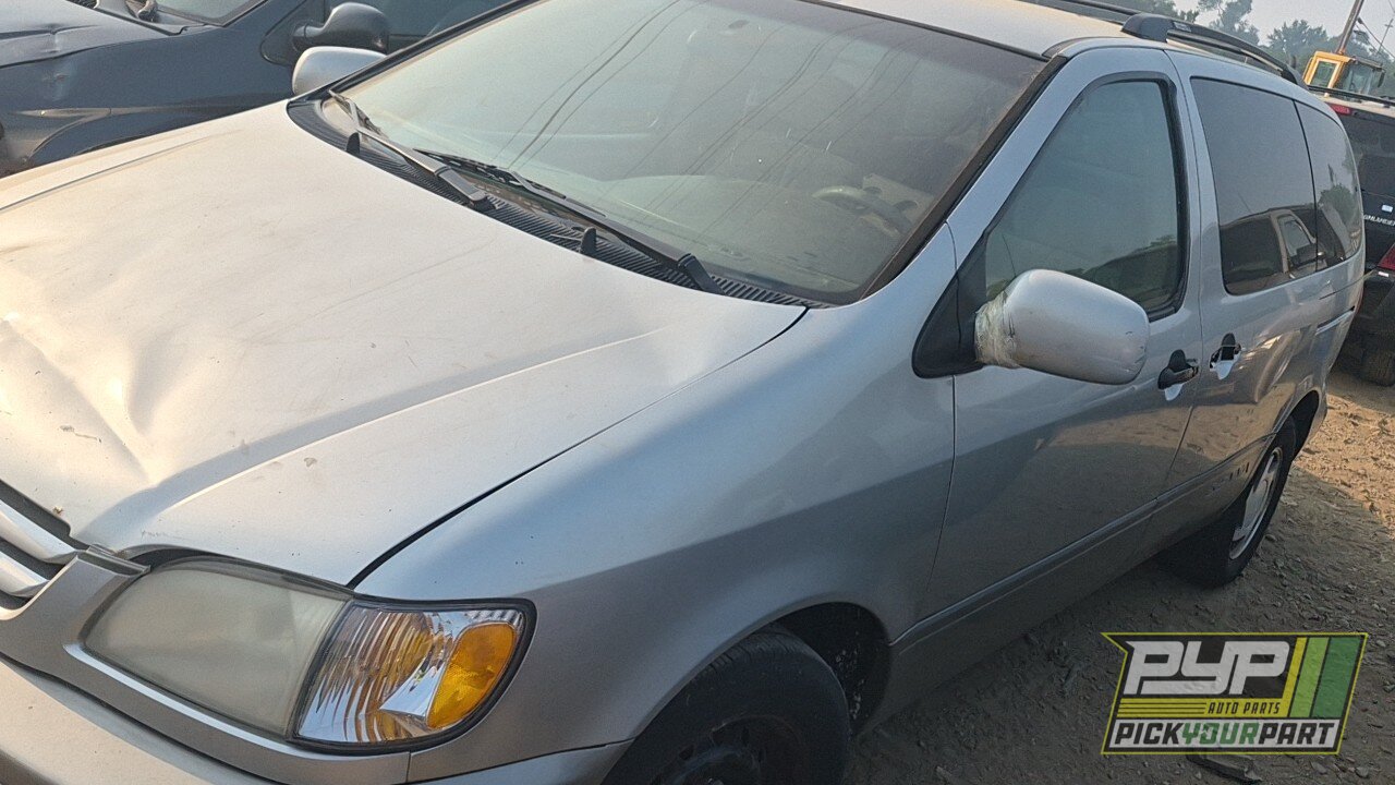 Photo of 2001 Toyota Sienna